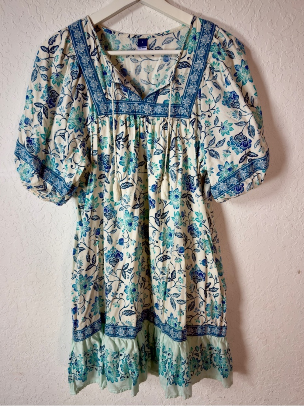 Boho Chic Old Navy Floral Mini - Picture 4 of 7